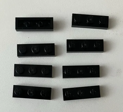 LEGO 8x NEW Pieces Plate 1x3 BLACK #3623