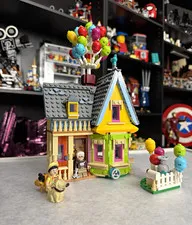 LEGO Disney Up House 43217 Carl Fredricksen Russell