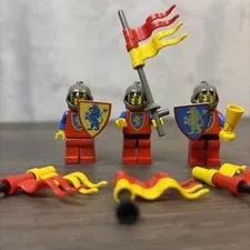 LEGO Castle Lion Knights (Crusaders) Minifigures Set of 3 with Accessories