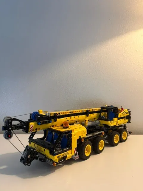 LEGO Technic Mobile Crane 42108 *RETIRED* Complete Set W/ Instructions, no box