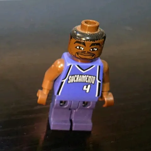 LEGO NBA 2003 Chris Webber Sacramento Kings #4 Minifigure Purple Jersey