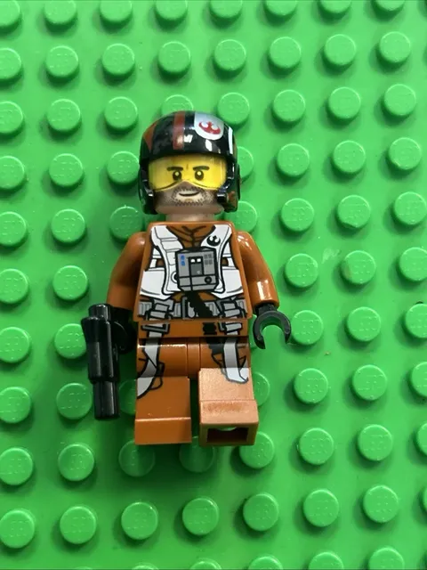 Lego Star Wars Minifigure Poe Dameron Pilot Jumpsuit Helmet Set 75102