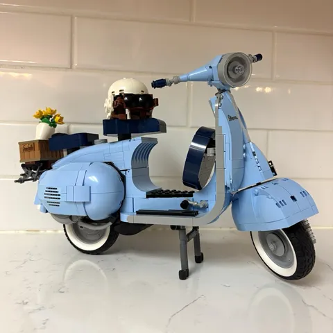 LEGO Icons Vespa 125 10298 Set 1107 pcs Vehicles 18+ Complete Set