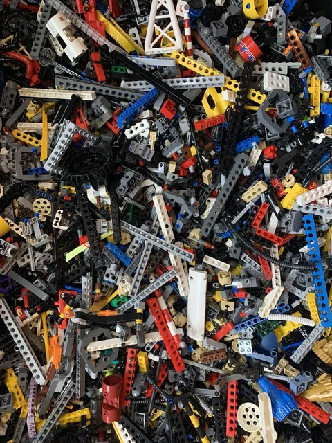 1 Pound LEGO Technic Bulk Lot Pins, Axles, Connectors