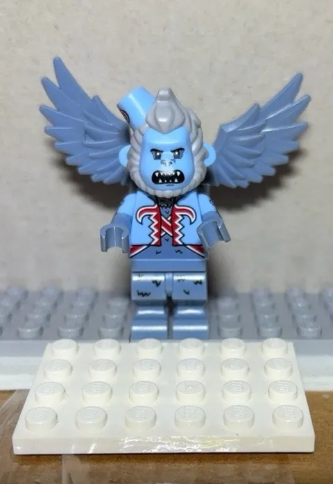 LEGO Flying Monkey Smile Minifigure sh0418a LEGO Batman Set 70917 Missing Tail