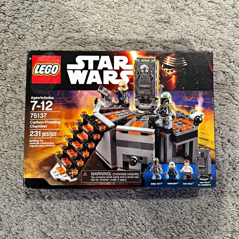 LEGO Star Wars Carbon-Freezing Chamber 75137 New Unopened Set