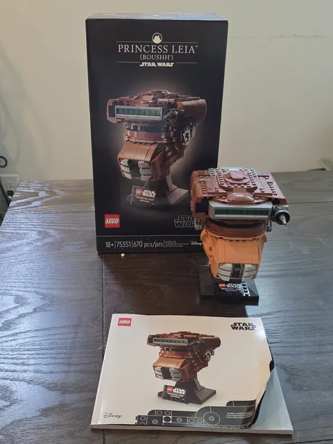 LEGO 75351 Star Wars Princess Leia Boushh Helmet Complete w / Manual / Box
