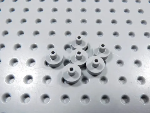 LEGO Lot of 6 Light Bluish Gray Round 1x1 Plates w/ Pin BC