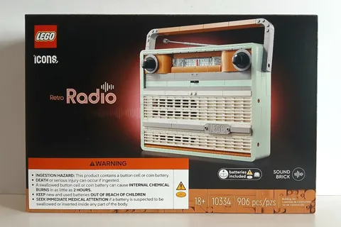 LEGO Retro Radio 10334 - NEW - SEALED - Icons