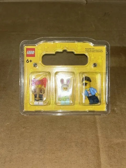 SEALED LEGO Build-A-Minifigure 3-Pack Blister Pack Bunny Costume, Trophy & Wig