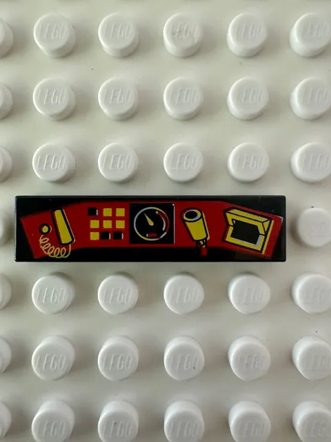 LEGO Tile 1 x 4 with Red Control Panel with Gauge and Yellow Buttons 2431px1