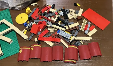LEGO set 7637 City Farm Silo (incomplete, no vehicles or minifigs) as pictured