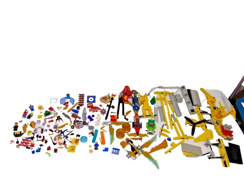 Big Lot legos minifigs Battery Operated Ninajo Start Wars Spider Man Platforms