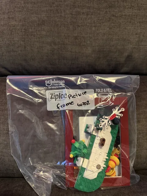 LEGO 40702 Christmas Picture Frame, 99% Complete, Original Instructions, No Box