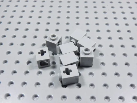 LEGO Lot of 8 Light Bluish Gray 1x1 Technic Bricks w/ Axle Hole BB