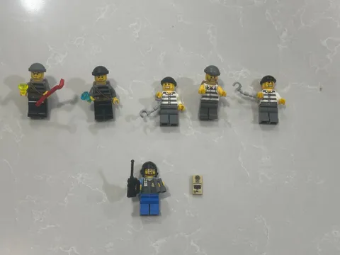 Lego City Town Police Robber Prisoner minifigures 60129 60047 cty0481 jail005