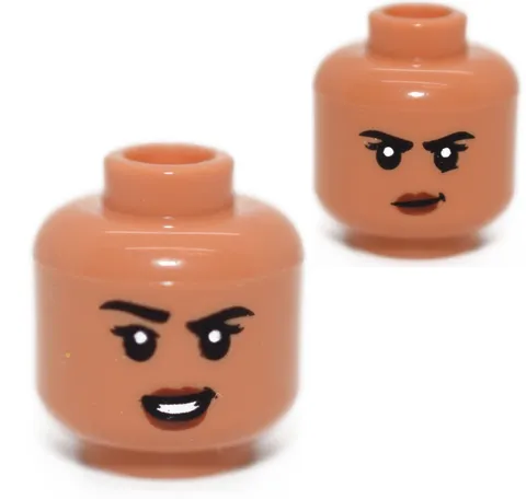 LEGO Nougat Minifigure Head Selina Kyle Batman 76183 tan female smirk 6336803