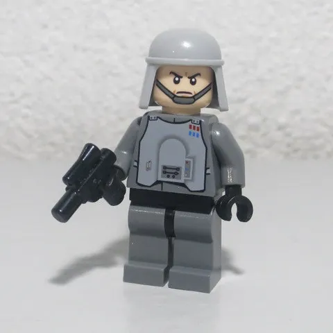 Imperial Officer 9509 Chin Strap Goggles Star Wars LEGO Minifigure Figure