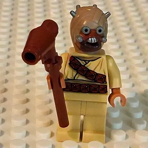 LEGO Star Wars Tusken Raider Minifigure (design ID sw1074) Perfect Condition