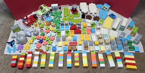Huge Lot Of Assorted Lego Duplo Building Blocks 200+ Bricks Figures Animals Cars