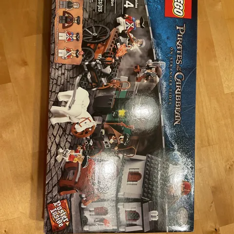 LEGO  Pirates of the Caribbean - The London Escape 4193 New Box Bend In