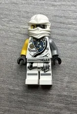 Lego Minifigure Ninjago Zane Tournament of Elements Robe Battle Damage njo0228