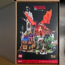 LEGO IDEAS 21348 Dungeons & Dragons: Red Dragons Tale NEW