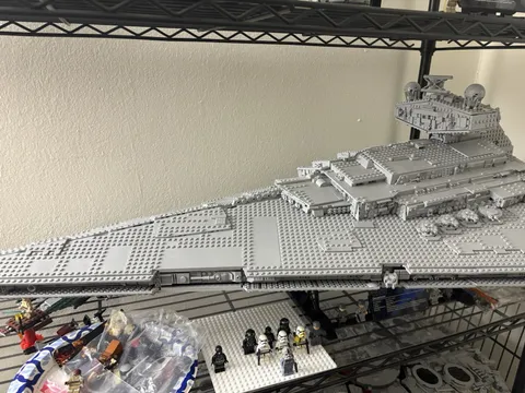 LEGO Star Wars UCS Imperial Star Destroyer 75394 1555pcs Stand Included 18+