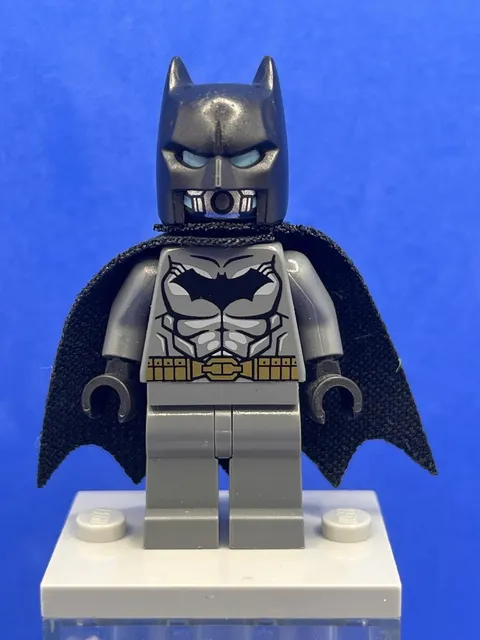 Batman (Scuba Mask) sh0162 - LEGO DC Super Heroes Used Minifigure
