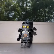 Lego Ninjago Deepstone Possession Cole njo140