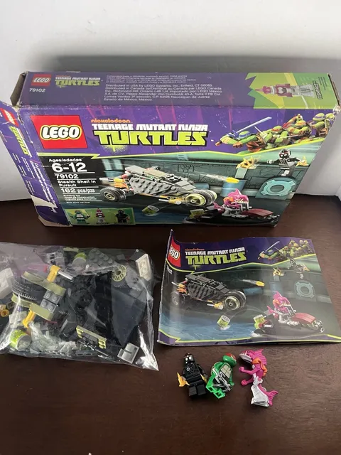 79102 LEGO Teenage Mutant Ninja Turtles: Stealth Shell in Pursuit  With Figures