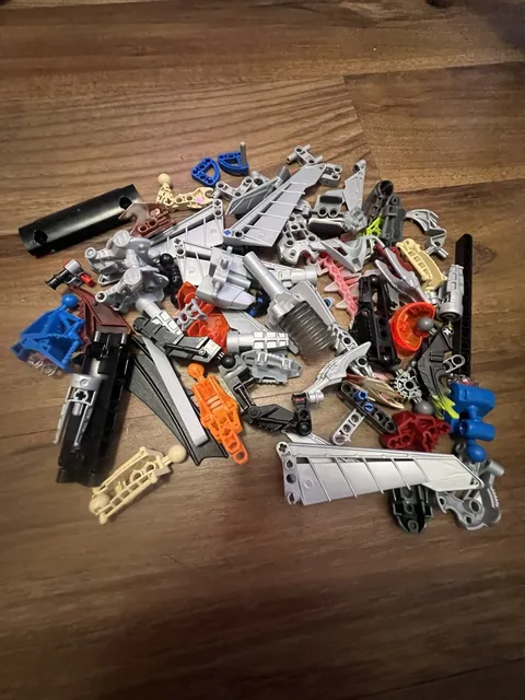 Lot of Lego 2000s to 2010s VTG Y2K Bulk Minifigures Sets Parts Pieces Bionicle