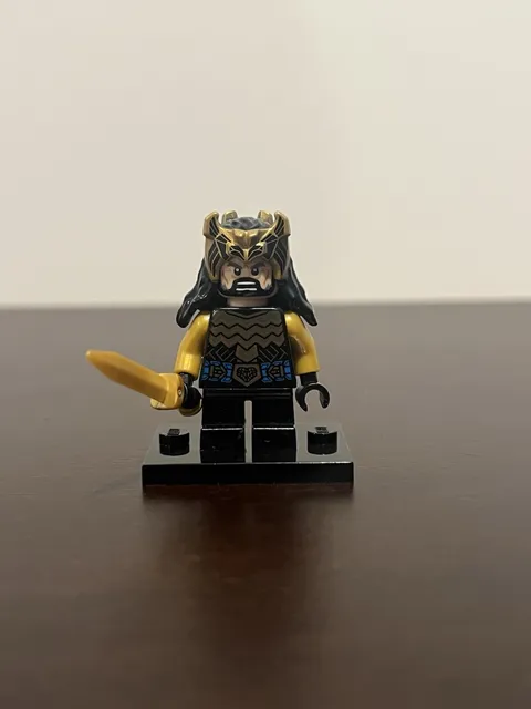 LEGO The Hobbit Thorin Oakenshield Minifigure LOR106