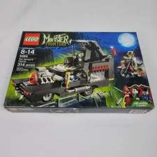 NEW LEGO Monster Fighters The Vampyre Hearse 9464 , SEALED!