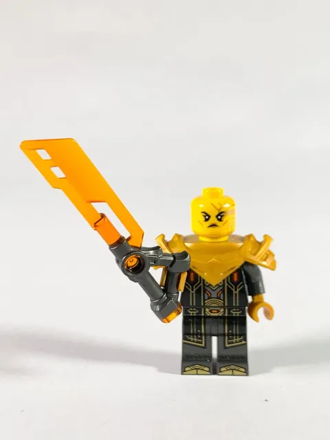 Empress Beatrix - Ninjago Dragons Rising 71795 71796 LEGO Minifigure Figure