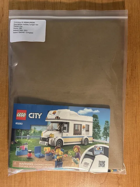 LEGO CITY: Holiday Camper Van (60283) - Complete with Manual and MInifigures