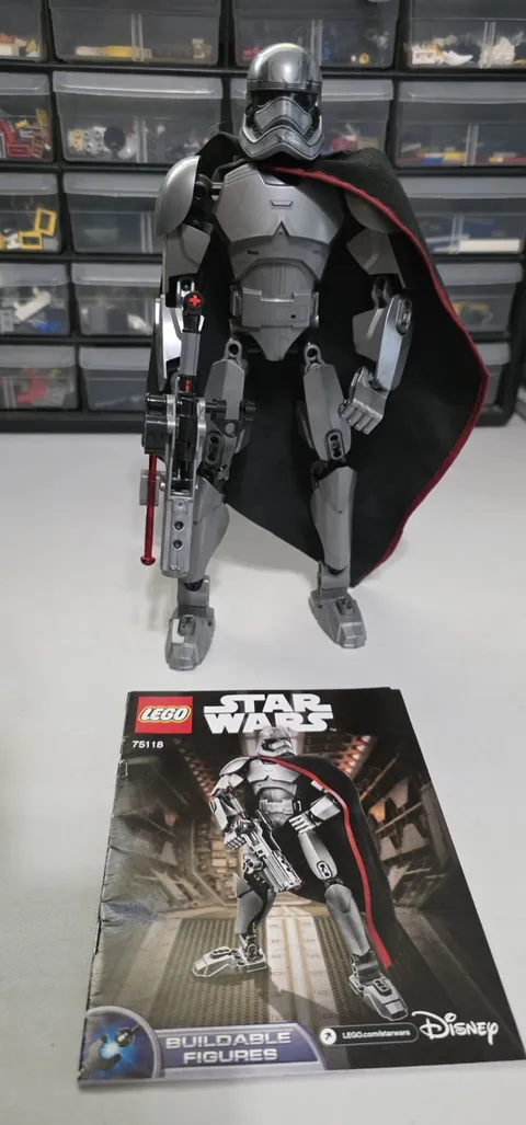 LEGO Star Wars - 75118 Captain Phasma Buildable Action Figure 2016 Retired 
