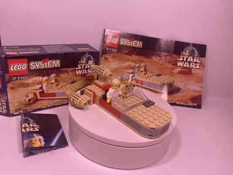 Vintage Star Wars set 7110 -Landspeeder; 100% complete w box and instructions