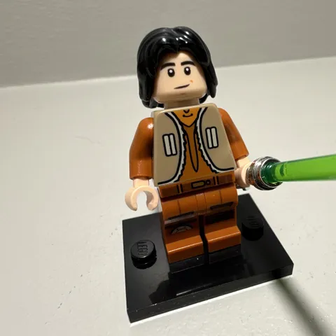 LEGO Star Wars Darth Maul Minifigure, Minifig, Fig Ezra Bridger sw0574