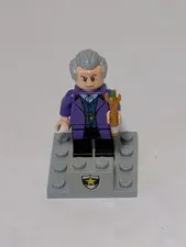 LEGO Doctor Who Twelfth Doctor Minifigure 21304 Peter Capaldi Auth LEGO Idea021