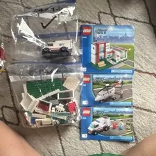LEGO CITY 4429 Ambulance Plane 215 pcs set w/ Instructions no box