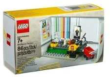 LEGO Promotional: Minifigure Factory (5005358)