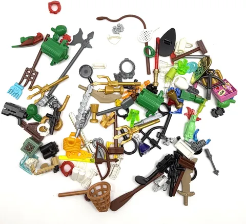 LEGO Large Minifigure Accessory Lot, Castle, Starwars, Ninjago, City inv.657