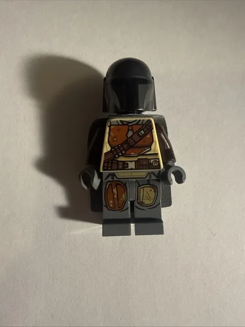 LEGO Star Wars SW1057 The Mandalorian Din Djarin Brown Armor Minifigure