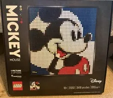 LEGO Art: Disney's Mickey/Minnie Mouse (31202) Sealed.