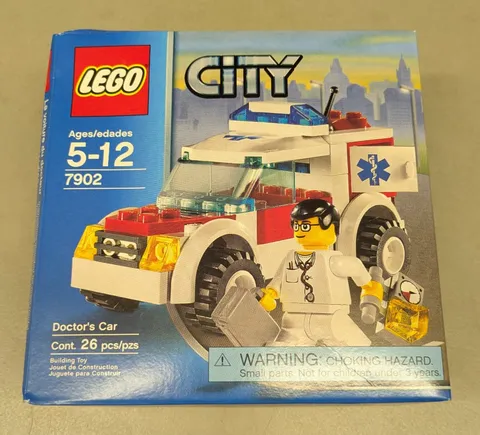 LEGO City 7902 Doctor's Car NEW! RARE! Medic Hospital Emergency Vehicle Town