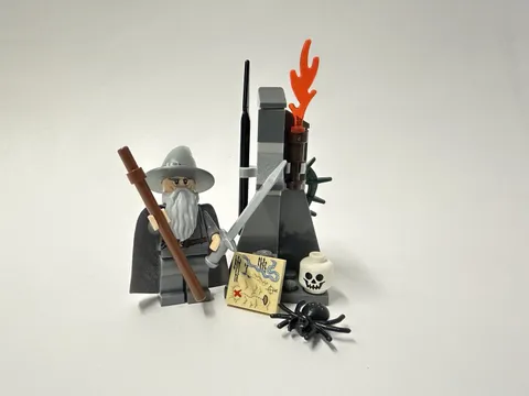 LEGO 30213 Gandalf at Dol Guldur The Hobbit, LOTR *Complete With Manual-No Bag