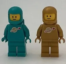 LEGO Classic Space Spaceman Minifigures teal & gold Lot of 2 Plastic minifigures