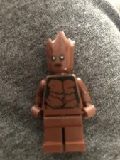 LEGO Super Heroes: Avengers Infinity War: sh0501 GROOT, Teen Groot Minifigure 