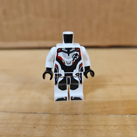 Marvel Super Heroes LEGO® Iron Man Avengers Suit Minifigure 30452 Endgame
